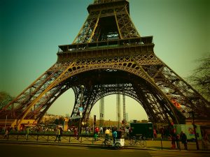 eiffel-tower-361092_1920